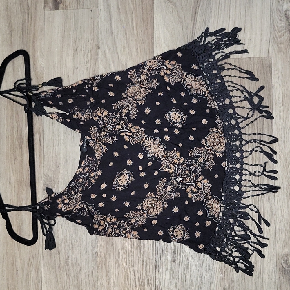 Black tussle spaghetti strap crop top with floral design